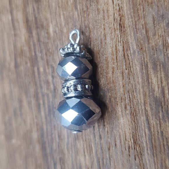 Metallic millennium pendant - Picture 1 of 2